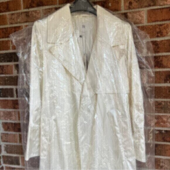 NWT! Banana Republic Maja Satin Trench Coat Iced Vanilla Ivory - Size Petite L - Picture 6 of 16